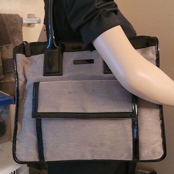 Authentic Gucci Canvas Satchel Bag - Picture 3 of 12